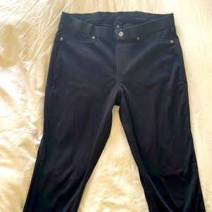 Black hue leggings
